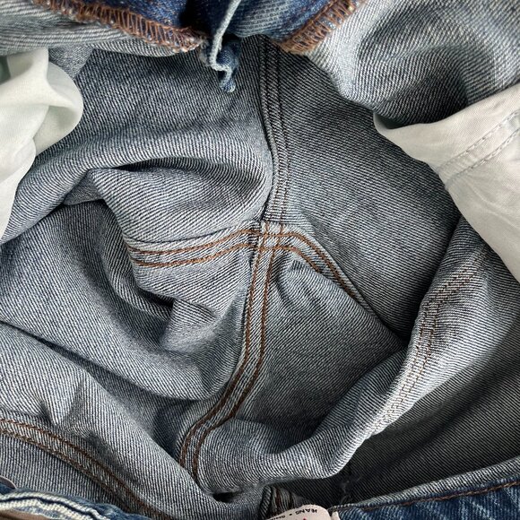 WRANGLER~ Mid-Rise Loose Straight Blue Jean / Size 6 - Picture 8 of 8